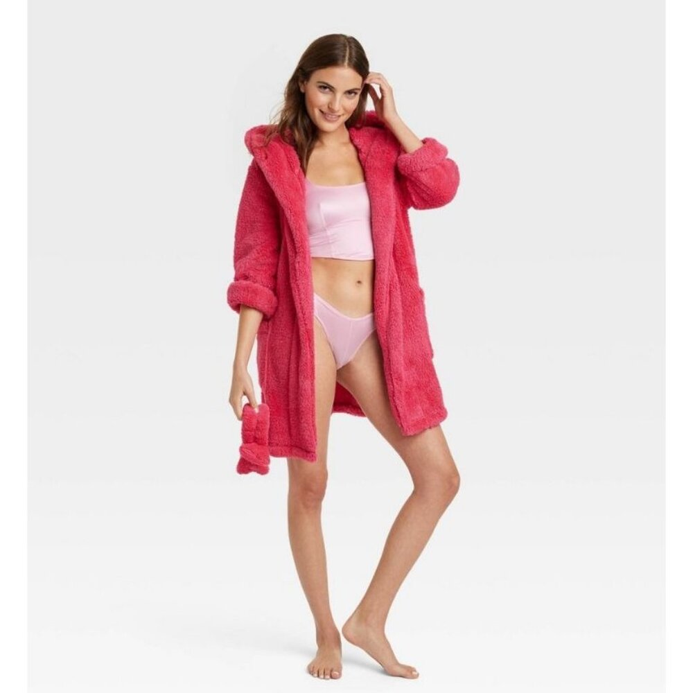Colsie Women's 2pc Cozy Robe and Headband Set Pink Size M/L